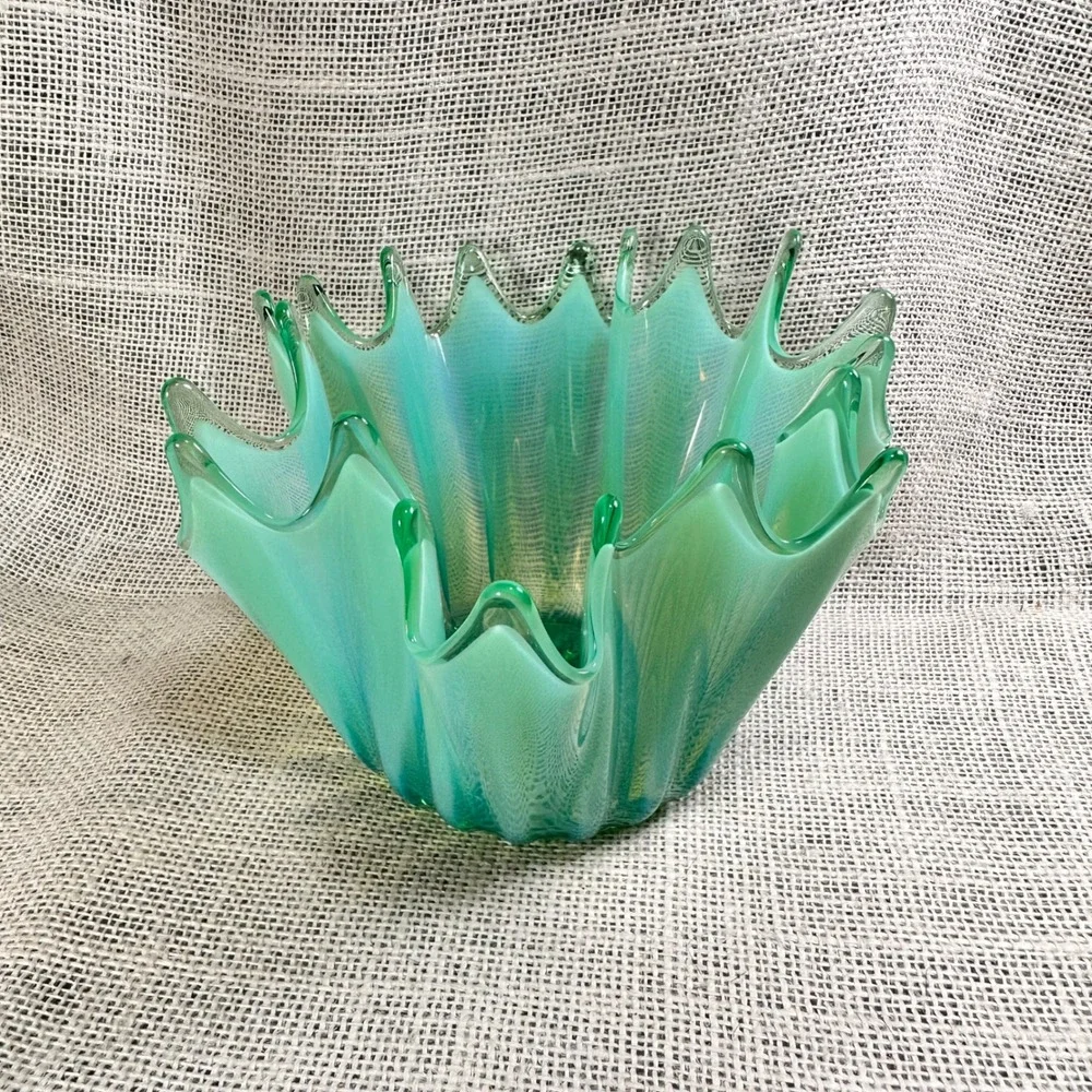 Fostoria Heirloom Green Opalescent Handkerchief Bowl MCM Art Glass Vintage